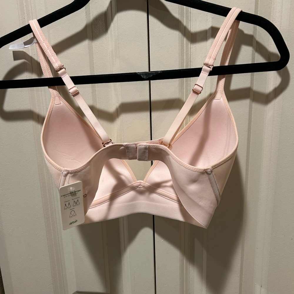 NWT Aerie Real Me Wireless Lightly Lined Bra in Pink , size 32D - Picture 7 of 10